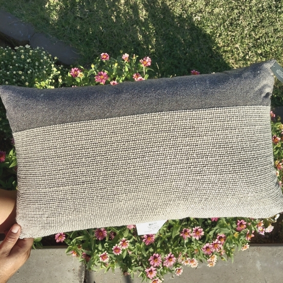 2 THRESHOLD STUDIO MCGEE COLOR BLOCK GRAY/CREAM DECORATIVE LUMBAR THROW PILLOW - Picture 2 of 7